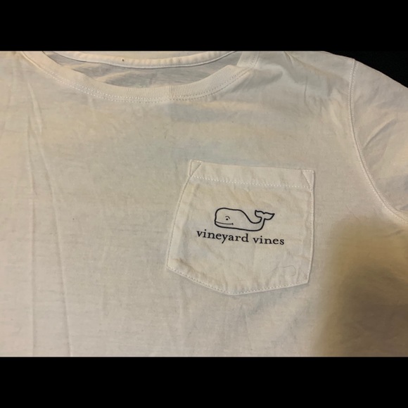 Vineyard Vines Tops - Vineyard Vines t-shirt